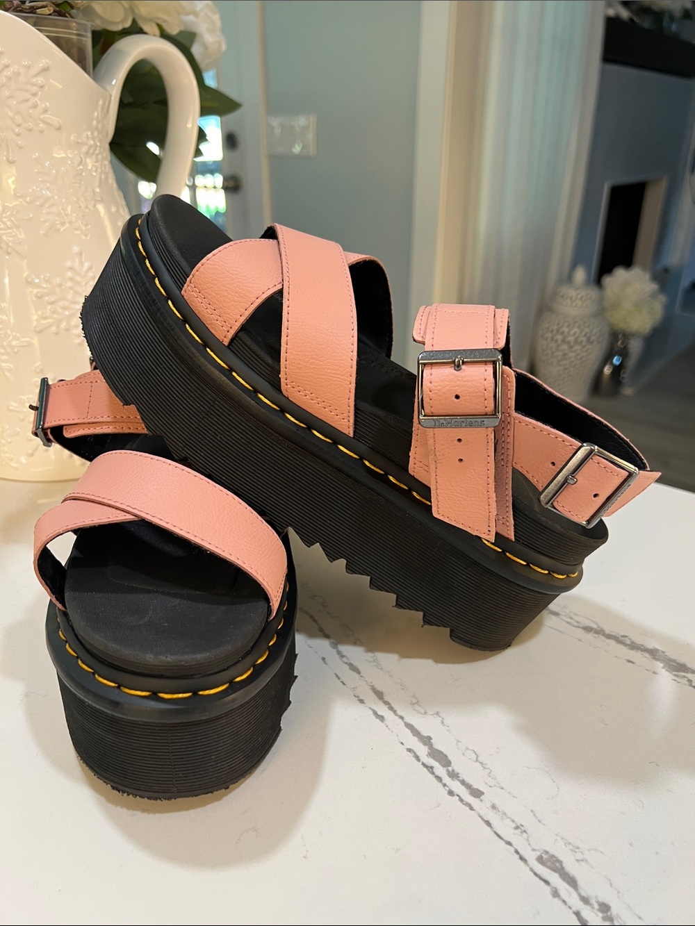 Dr. Martens Voss II Quad Pink Crisscross Platform Sandals size 9 - Picture 4 of 16